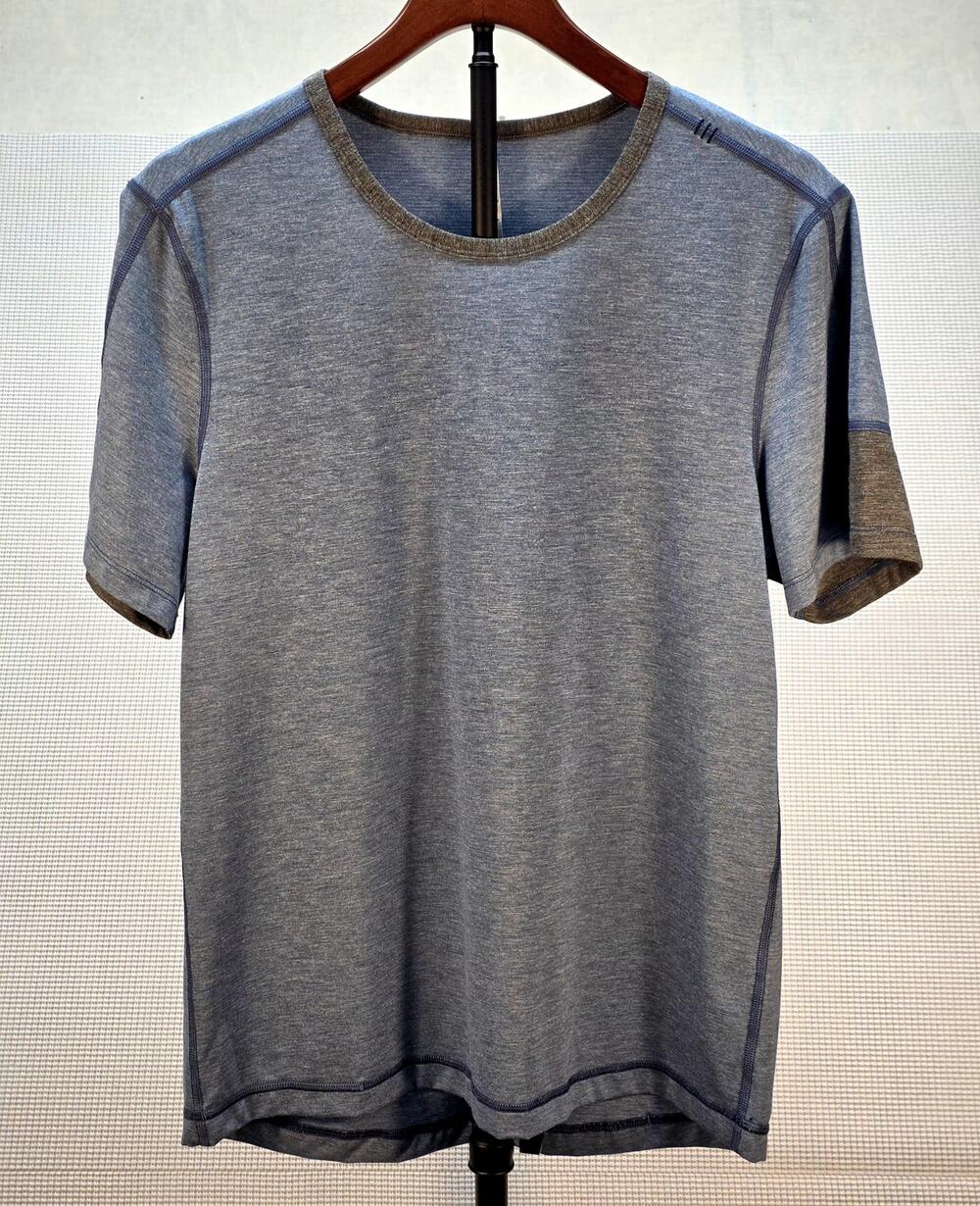 Lululemon Men's M‎ Metal Vent Tech Short Sleeve Shirt Blue Gray Heathered Tencel
